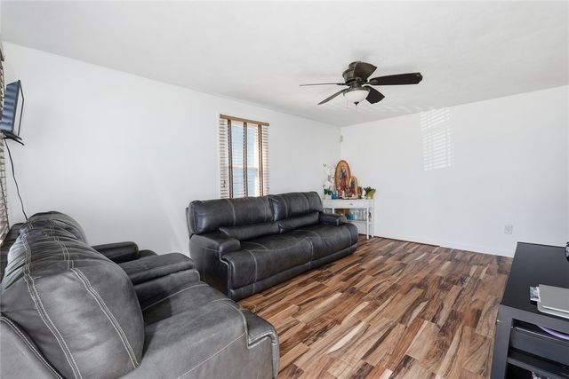 15 gage Street, Providence, RI 02909