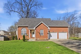 1594 Windriver Rd, Clarksville, TN 37042