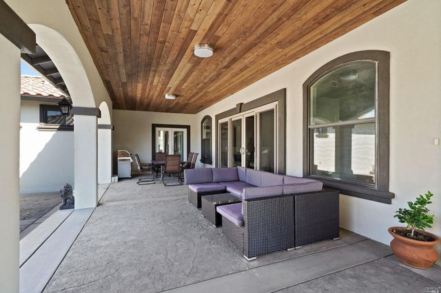 15350 Mustang Ct, Middletown, CA 95461