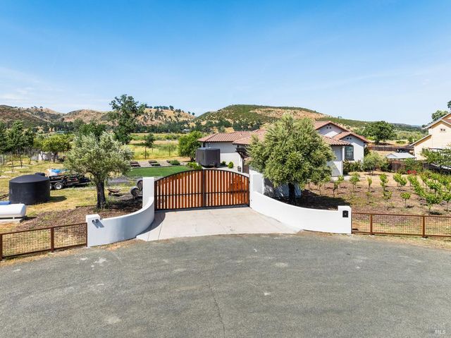 15350 Mustang Ct, Middletown, CA 95461