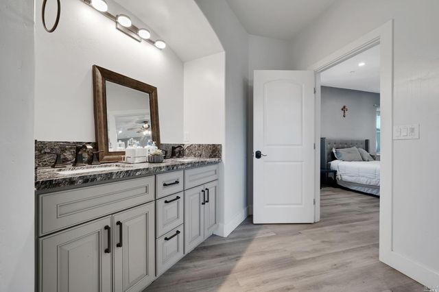 15350 Mustang Ct, Middletown, CA 95461