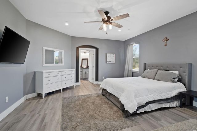 15350 Mustang Ct, Middletown, CA 95461