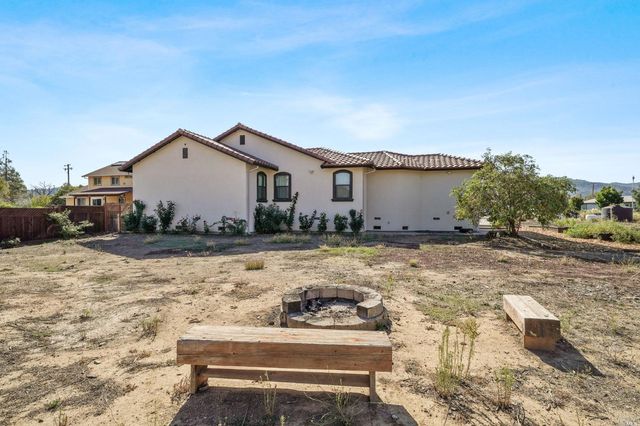 15350 Mustang Ct, Middletown, CA 95461