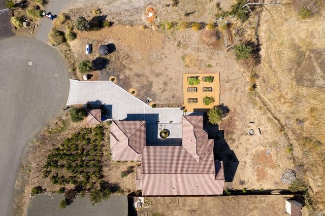 15350 Mustang Ct, Middletown, CA 95461