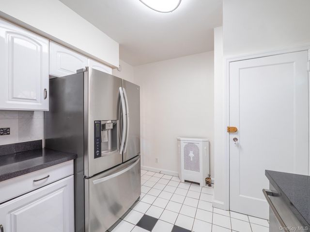 76-11 173rd Street, Fresh Meadows, NY 11366
