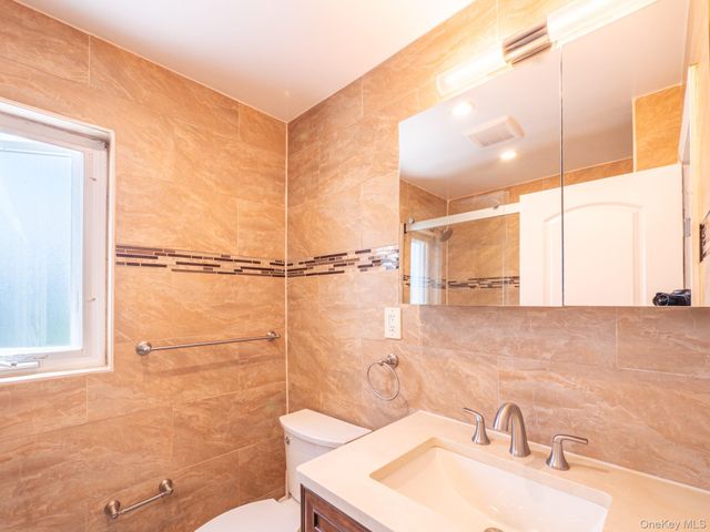 76-11 173rd Street, Fresh Meadows, NY 11366