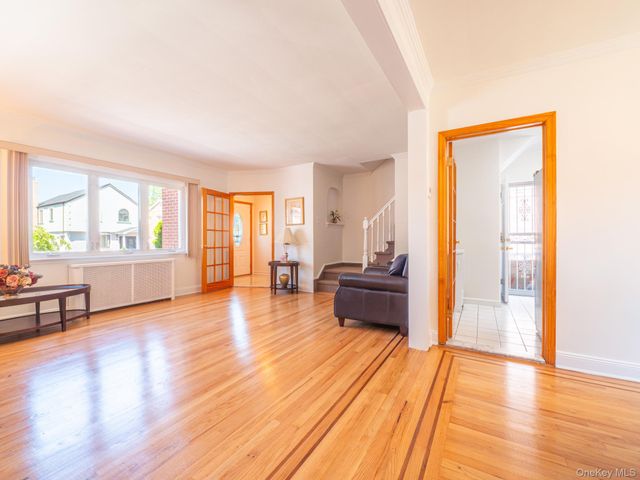 76-11 173rd Street, Fresh Meadows, NY 11366
