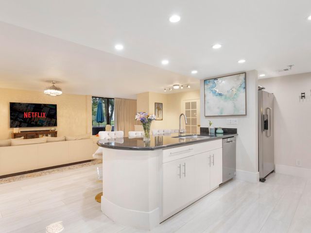 955 Egret Circle 102, Delray Beach, FL 33444