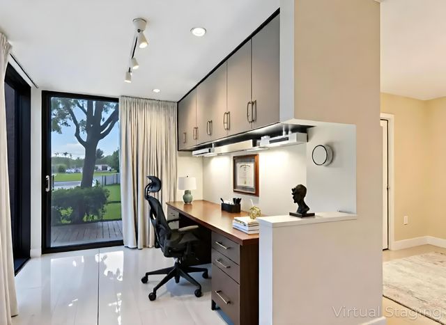 955 Egret Circle 102, Delray Beach, FL 33444