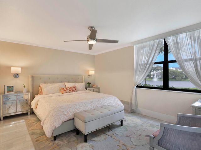 955 Egret Circle 102, Delray Beach, FL 33444
