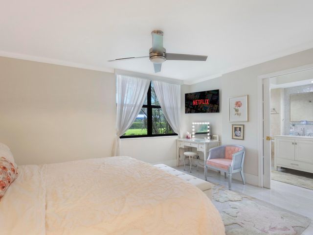 955 Egret Circle 102, Delray Beach, FL 33444