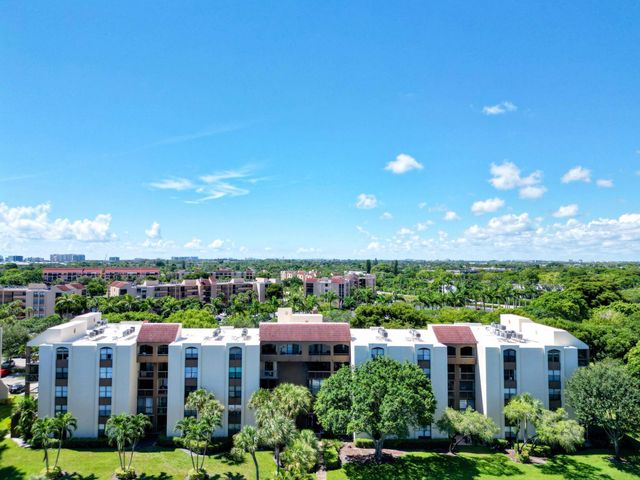 955 Egret Circle 102, Delray Beach, FL 33444