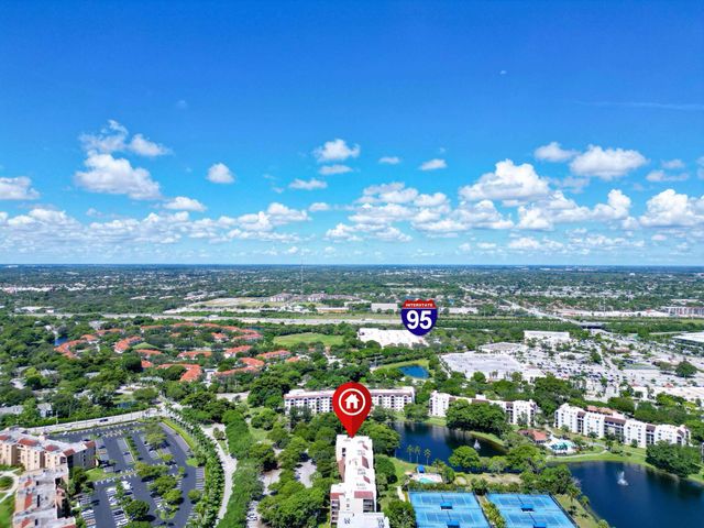 955 Egret Circle 102, Delray Beach, FL 33444