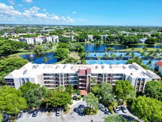 955 Egret Circle 102, Delray Beach, FL 33444