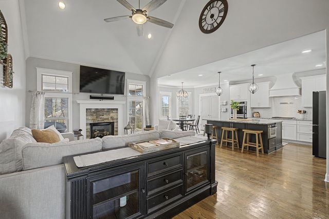 2965 Stewart Campbell Pt, Spring Hill, TN 37174