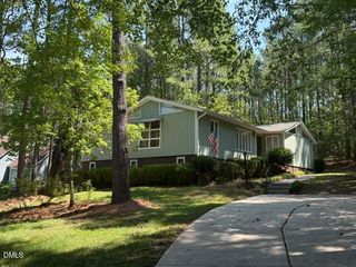 110 Honeysuckle Lane, Durham, NC 27703