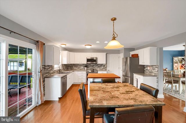 217 WASHINGTON AVE, Bellefonte, PA 16823