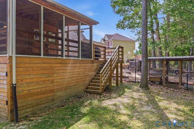 24534 Plantation Dr, Dinwiddie, VA 23803