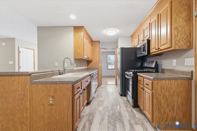 24534 Plantation Dr, Dinwiddie, VA 23803