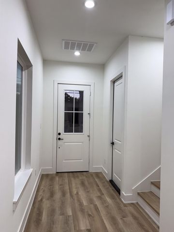 9005 Comal Street, Houston, TX 77051