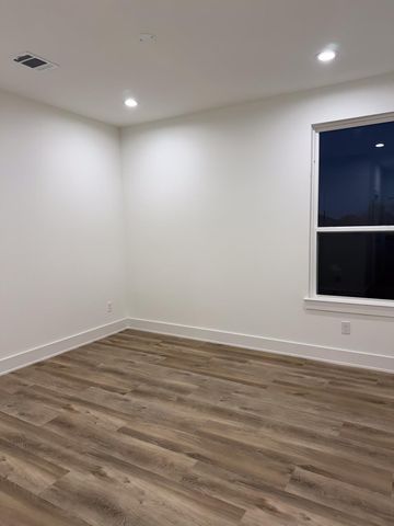 9005 Comal Street, Houston, TX 77051