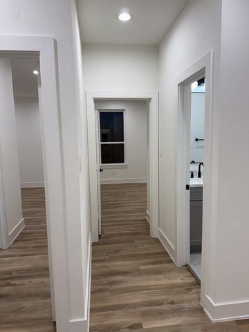 9005 Comal Street, Houston, TX 77051