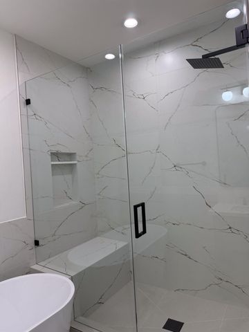 9005 Comal Street, Houston, TX 77051