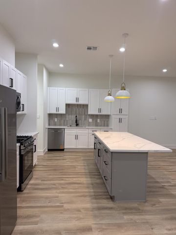 9005 Comal Street, Houston, TX 77051