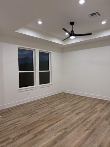 9005 Comal Street, Houston, TX 77051