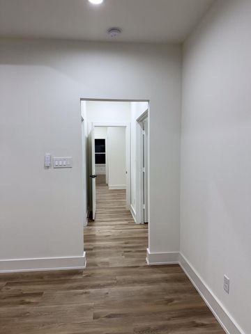 9005 Comal Street, Houston, TX 77051