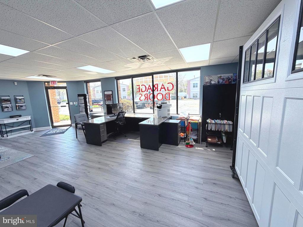 Image 4 of property listing at 101 SKIPJACK RD #2 & 7, Prince Frederick, MD 20678