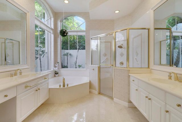 8216 Cypress Point Road, West Palm Beach, FL 33412