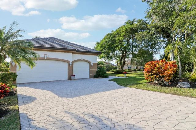 8216 Cypress Point Road, West Palm Beach, FL 33412