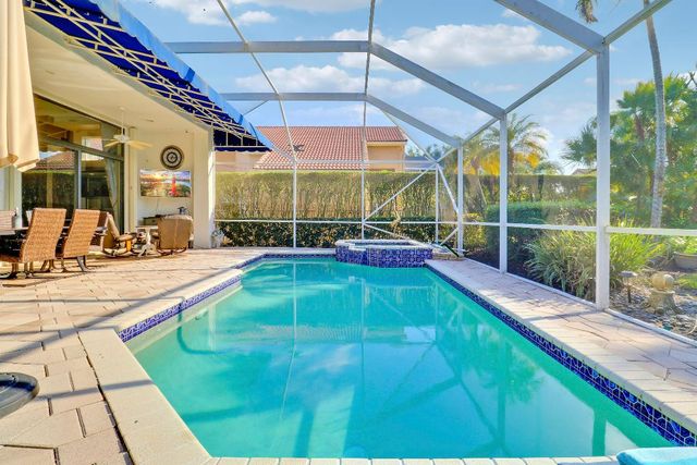 8216 Cypress Point Road, West Palm Beach, FL 33412