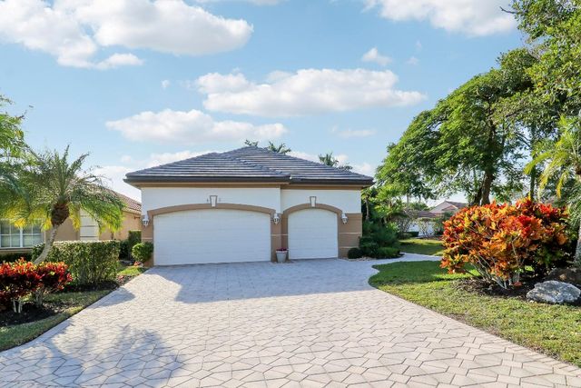8216 Cypress Point Road, West Palm Beach, FL 33412