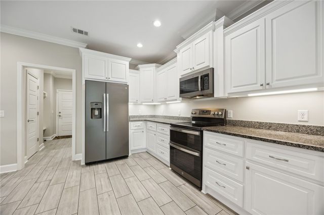 321 Harbour Island Circle, Waverly, GA 31565