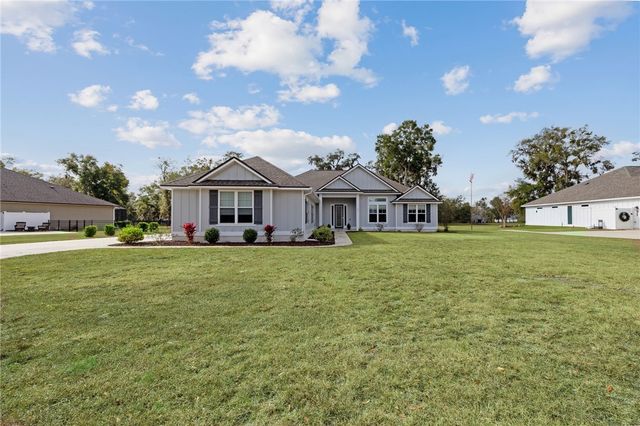 321 Harbour Island Circle, Waverly, GA 31565