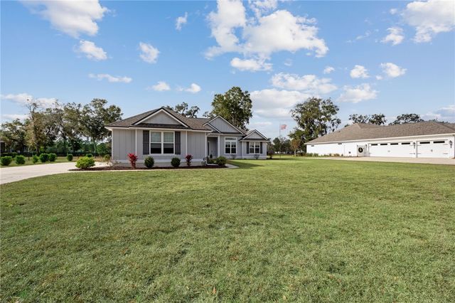 321 Harbour Island Circle, Waverly, GA 31565