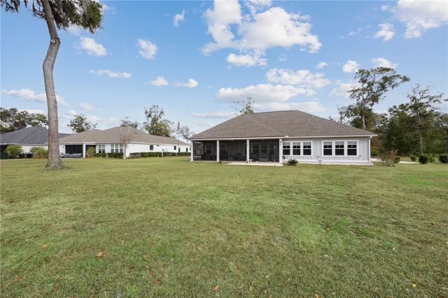 321 Harbour Island Circle, Waverly, GA 31565