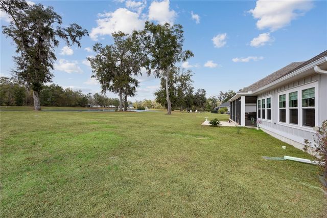 321 Harbour Island Circle, Waverly, GA 31565