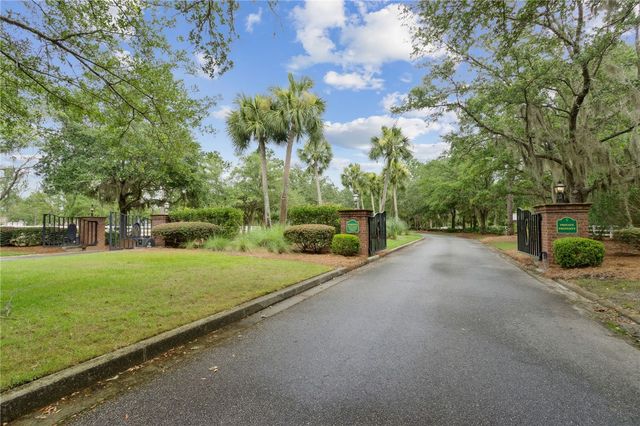 321 Harbour Island Circle, Waverly, GA 31565