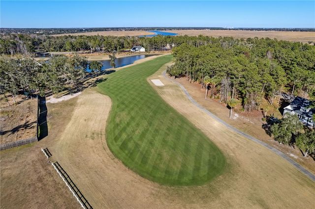 321 Harbour Island Circle, Waverly, GA 31565