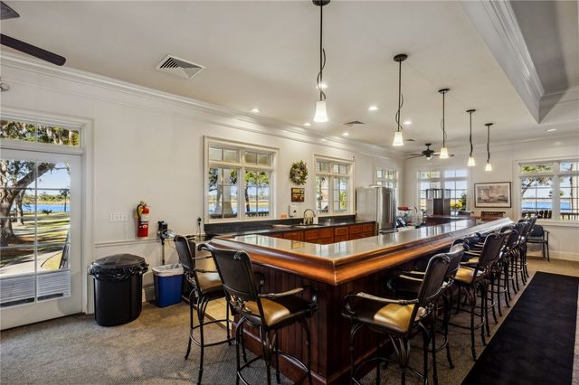 321 Harbour Island Circle, Waverly, GA 31565