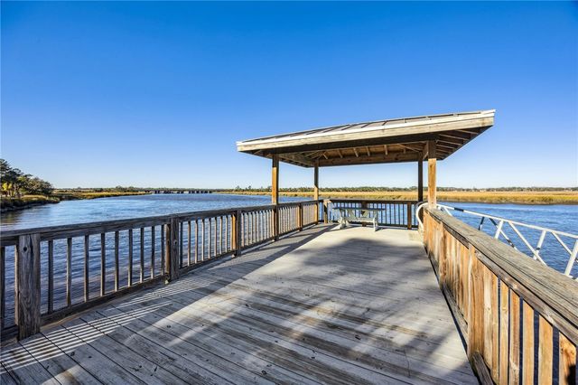 321 Harbour Island Circle, Waverly, GA 31565