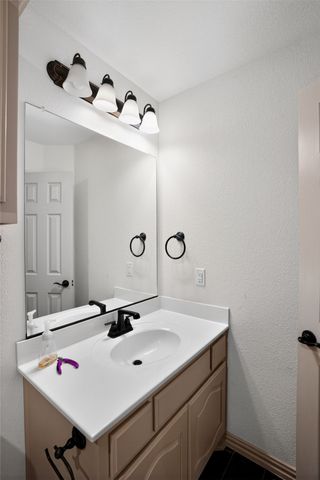 6500 Belhaven Drive, Fort Worth, TX 76123