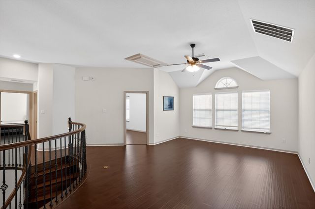 6500 Belhaven Drive, Fort Worth, TX 76123