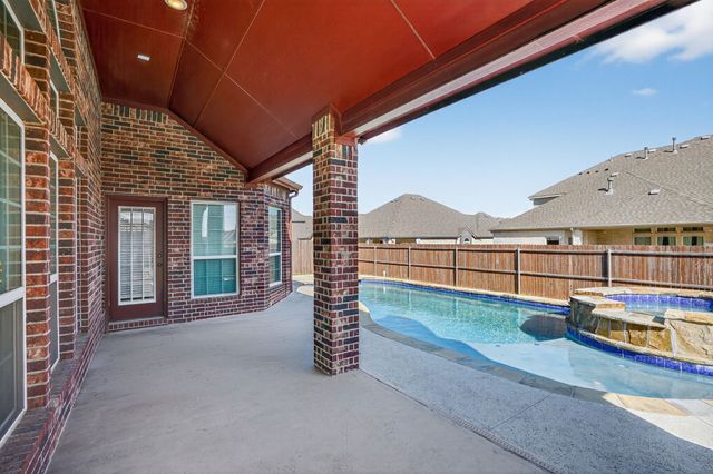 6500 Belhaven Drive, Fort Worth, TX 76123