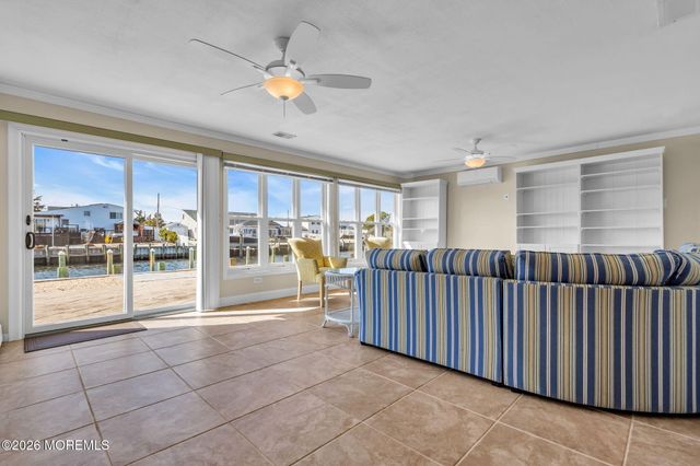 109 Englewood Avenue, Barnegat, NJ 08005