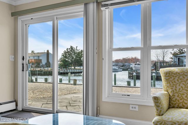 109 Englewood Avenue, Barnegat, NJ 08005