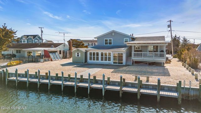 109 Englewood Avenue, Barnegat, NJ 08005